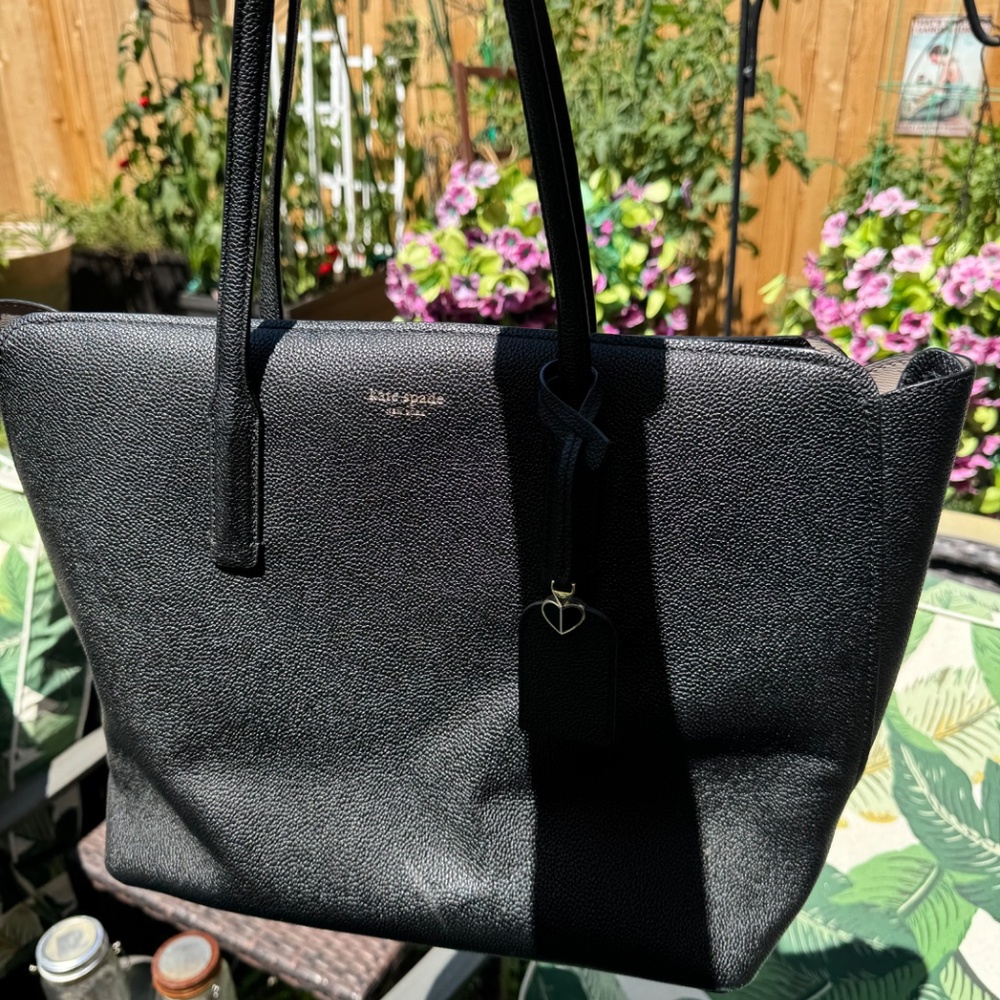 Kate Spade New York Black Tote